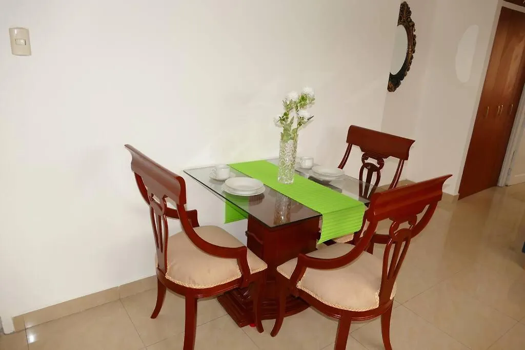 Condominio Charito Suite 2G A 12 Min Malecon 2000 Guayaquil Ecuador